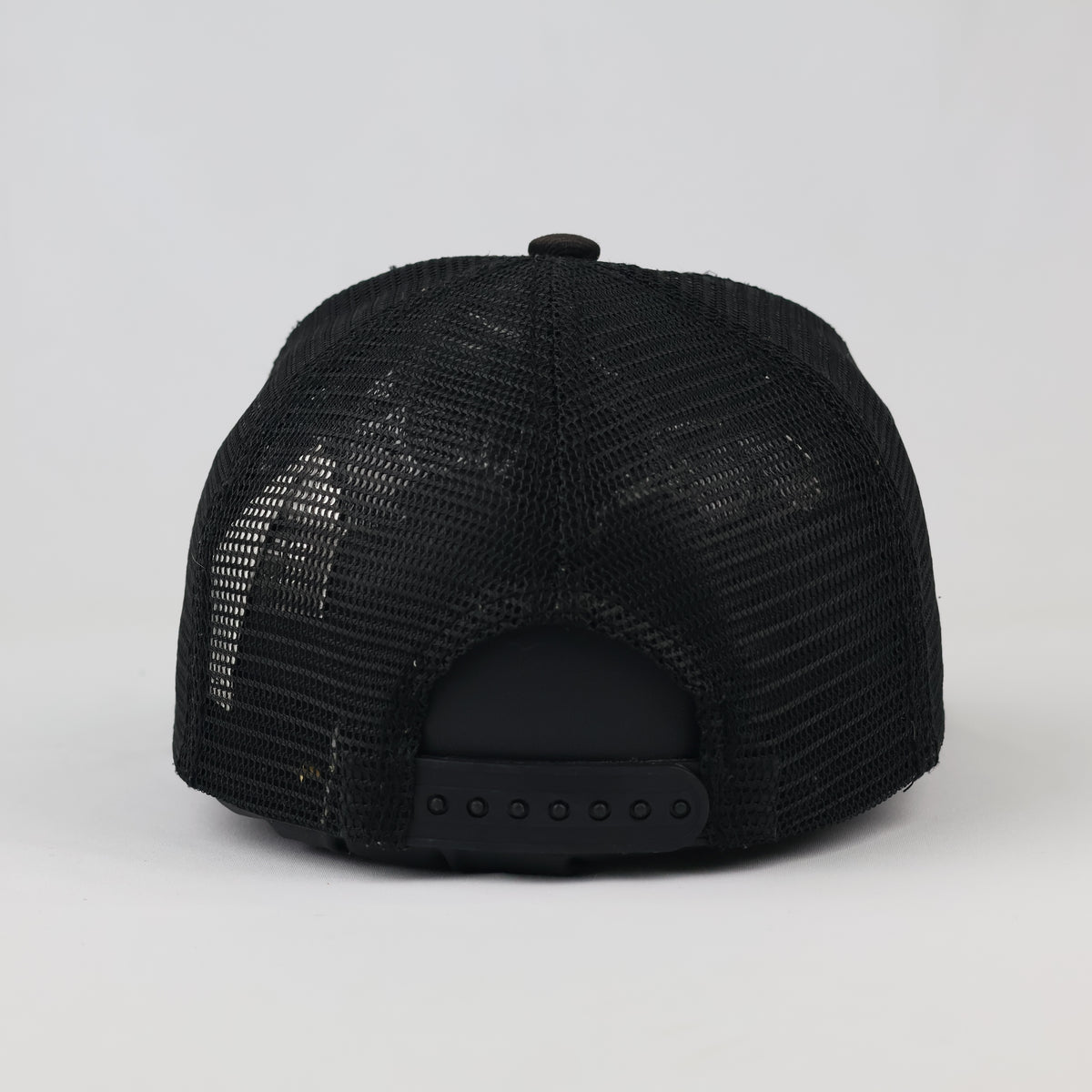 Vintage Page One White Tiger Print Trucker Cap - Black Mesh Snapback